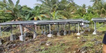 Pembangkit listrik tenaga surya di Pulau Maratua. (Dok: Sirana.id)