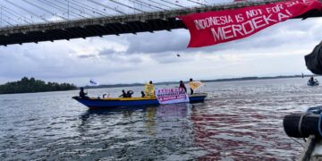 Protes aktivis di bawah Jembatan Pulau Balang (ilustrasi/ Sirana.id)