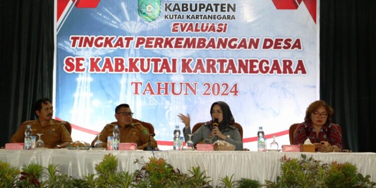 Acara Evaluasi Perkembangan Desa Se-Kukar