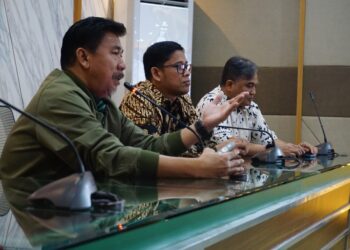Sekda Sunggono saat berdiskusi soal kerja sama dengan Universitas Hasanuddin Makassar