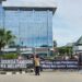 protes para aktivis di depan kantor gubernur Kaltim (Foto: Koalisi Masyarakat Sipil Kaltim)