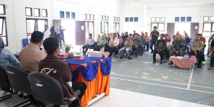 peserta sosialisasi di Loa Janan