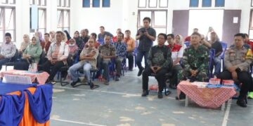 peserta sosialisasi di Loa Janan