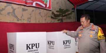 Patroli gabungan malam sebelum hari pencoblosan