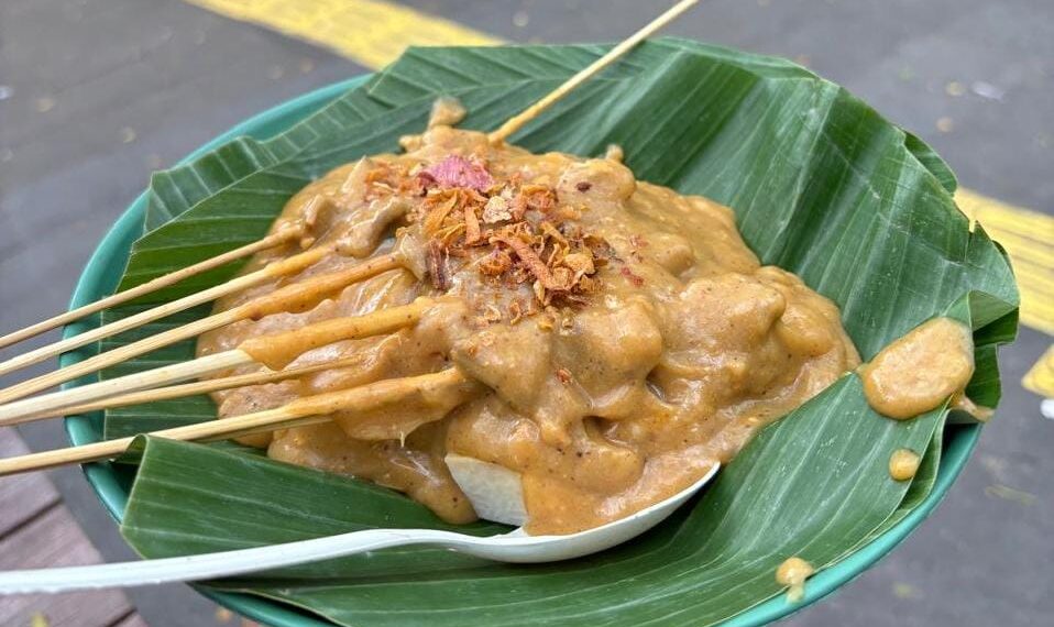 ilustrasi makanan sate padang (Sirana.id)