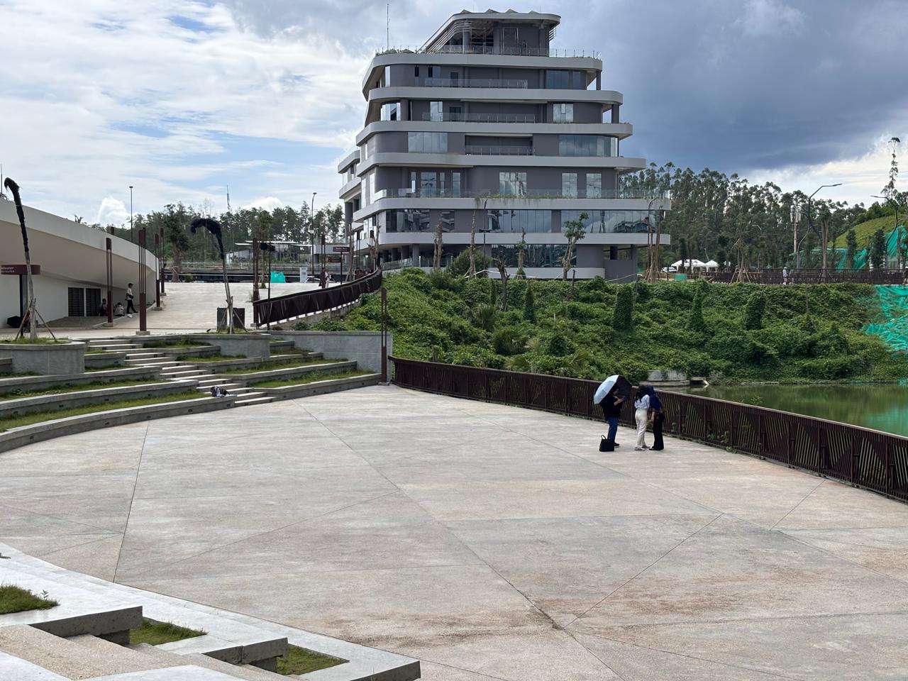 Pembangunan gedung di wilayah IKN (foto: Nofiyatul Chalimah)