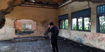 Sekolah yang ditinggalkan di Kutai Kartanegara akibat debu batu bara (foto: Nofiyatul Chalimah)