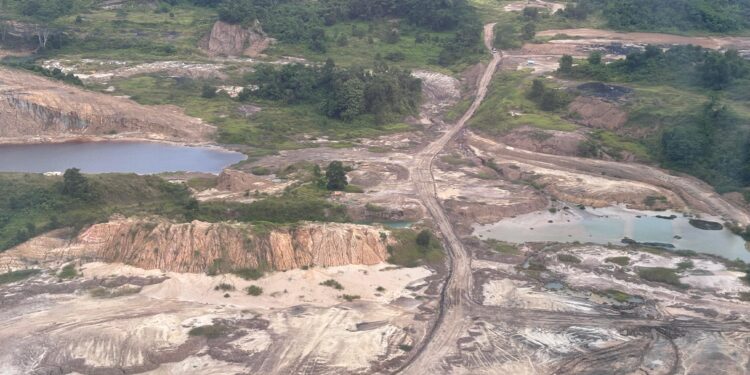 Tambang batu bara di Kalimantan Timur (sirana.id)