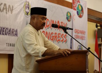 (agenda kongres dan pelantikan/istimewa)