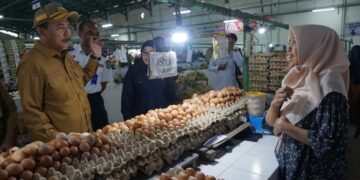 (Sekda Kukar Monitoring Harga Bahan Pokok/Istimewa)