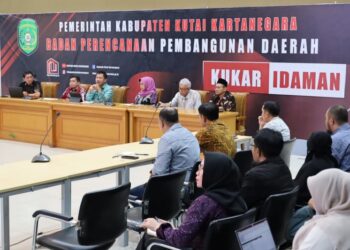 (Forum Perencanaan Pembangunan Daerah/istimewa)