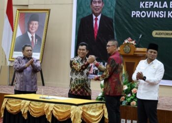 (Sekda Kukar hadiri serah terima jabatan/istimewa)