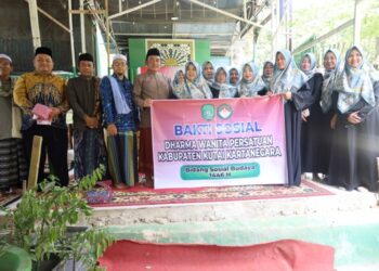(bakti sosial bersama DWP Kukar/istimewa)