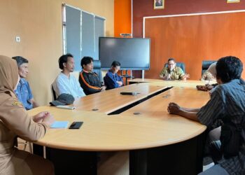 (Rapat Koordinasi Dengan Tenaga Harian Lepas (THL) di Lingkup Pemerintah Kecamatan Muara Jawa/Istimewa)