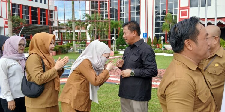 (Apel Senin Pagi Sekda Kukar Bersama ASN/Istimewa)