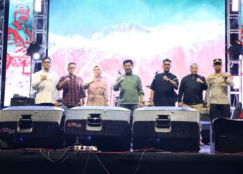 (Sekda Kukar Membuka Pesta Laut Pesisir Nusantara/Istimewa)
