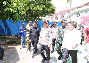 (Sekda Kukar Dampingi Gubernur Kaltim Melihat Kesiapan TPS Lapas Perempuan dan Anak/Istimewa)