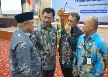 (Sekertaris Daerah Kukar Bersama Beberapa Kepala Daerah/Istimewa)