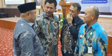 (Sekertaris Daerah Kukar Bersama Beberapa Kepala Daerah/Istimewa)