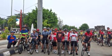 (Kegiatan Gowes Bersama yang Digelar Dispora/Istimewa)
