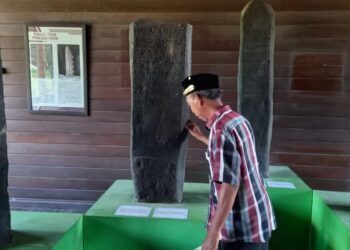 isi museum di Situs Kerajaan Mulawarman Kutai Ing martadipura