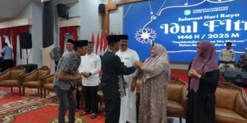 (Bupati Kukar Menggelar Open House di Pendopo Odah Etam Tenggarong/Istimewa)