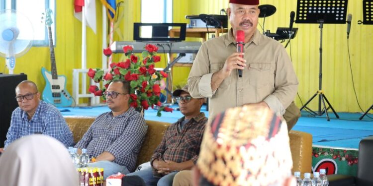 (Bupati Kukar Mengajak Masyarakat Untuk Mengaktifkan Posyandu/Istimewa)