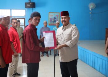 (Pelantikan Ketua KTNA Oleh Bupati Kukar/Istimewa)