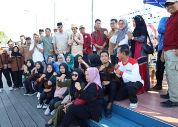 (Foto Bersama di Peresmian Teras Kota Bangun Ulu/Istimewa)