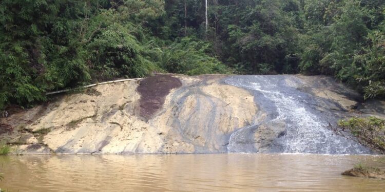 Salah satu air terjun di Sebulu (Foto: M Nahwan Ilyas)
