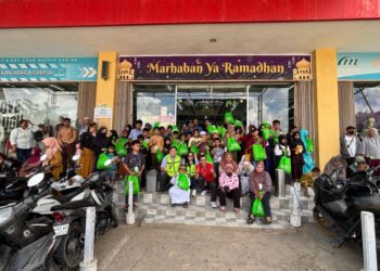 (Wisata Belanja Ramadhan Bersama Anak-anak Yatim Piatu dan Duafa/Istimewa)