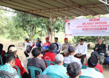 (Edi Damansyah Bersilaturahmi Bersama Anggota KTNA di Desa Rapak Lembur/Istimewa)