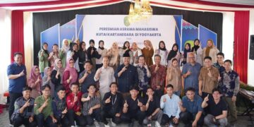 (Penyaluran Bantuan Sarana Olahraga ke Asrama Mahasiswa di Jogja dan Makasar/Istimewa)