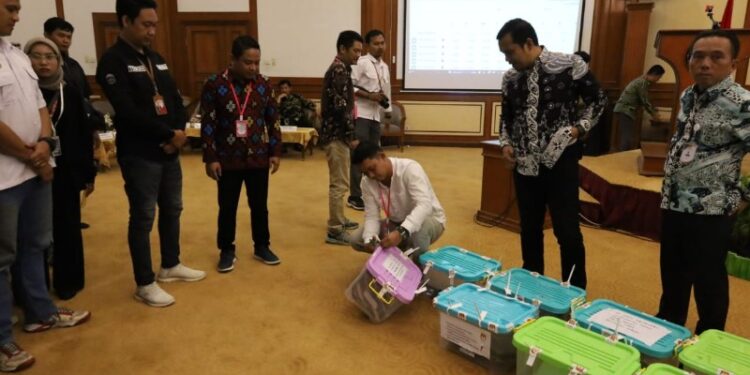 (Rapat Pleno Rekapitulasi Perolehan Suara Pilkada Kukar di Hotel Elty Singgasana/Istimewa)