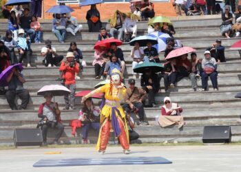 Tari Topeng dari Kukar, Memukau Pengunjung dalam HUT TMII di Jakarta