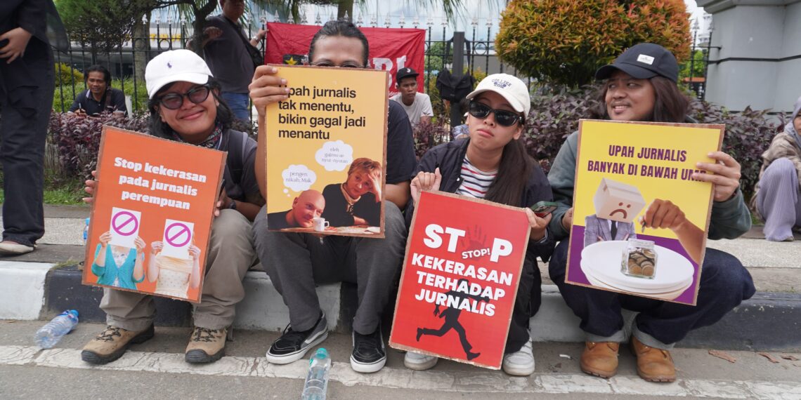 Kampanye AJI Samarinda dalam May Day di Samarinda 2025