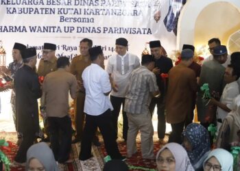 Silaturahmi Lewat Khatam Al-Quran dan Halalbihalal Sambut Idulfitri di Dispar Kukar