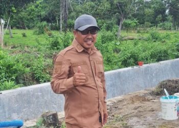 Kepala Desa Loa Raya Martin