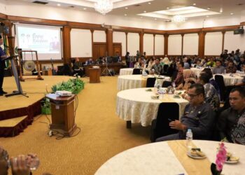 (Rapat Koordinasi Daerah Bidang Komunikasi, Informasi, Statistik dan Persandian se Kaltim/Istimewa)