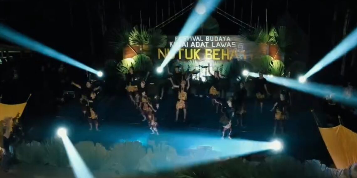 Pembukaan festival Nutuk Beham tahun lalu