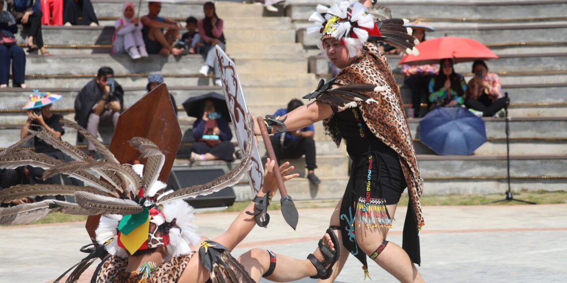 pertunjukan seni budaya di Kukar