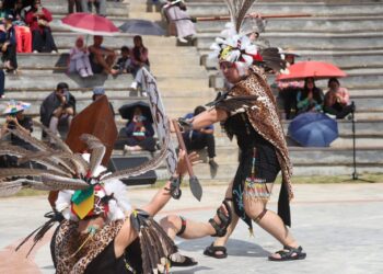 pertunjukan seni budaya di Kukar
