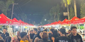 Suasana bazaar di Kutai Kartanegara