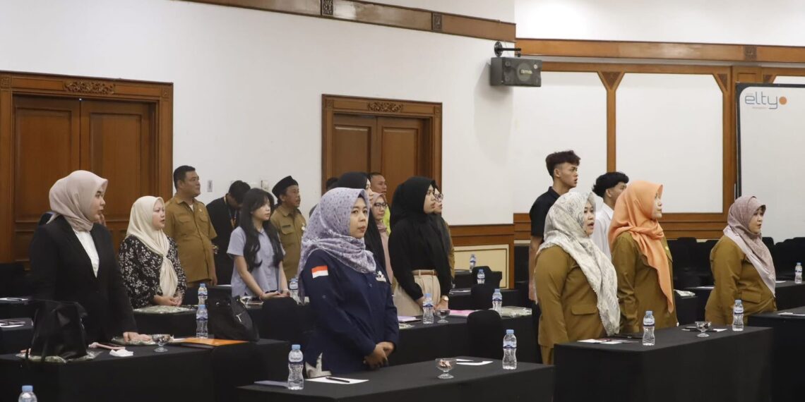 Salah satu perhatian Dispar Kukar ke dunia perhotelan dengan pelatihan dan sertifikasi untuk resepsionis