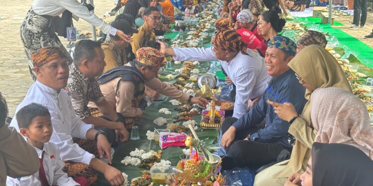Unikarta Gelar Festival Nasi Bekepor Ke VI