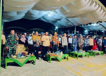 Wayang Kulit Semarakkan HUT ke-45 Desa Bukit Raya, Dispar Kukar Dorong Pelestarian Budaya Lokal