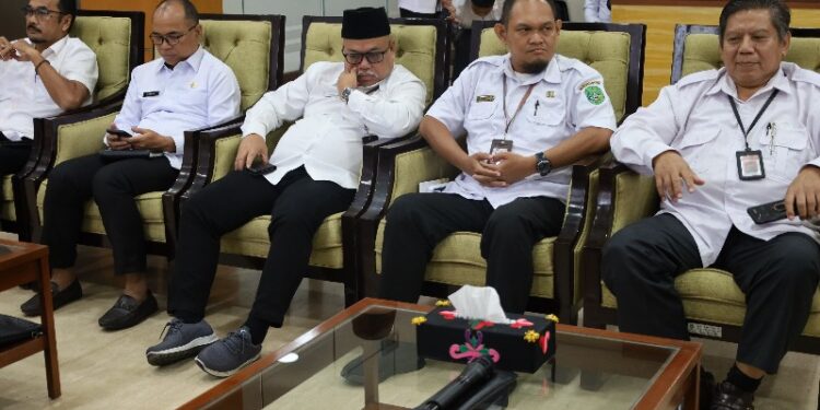 (Pembkab Kukar menerima kunjungan kerja kepala Kantor Imigrasi Kelas I TPI Samarinda /istimewa)
