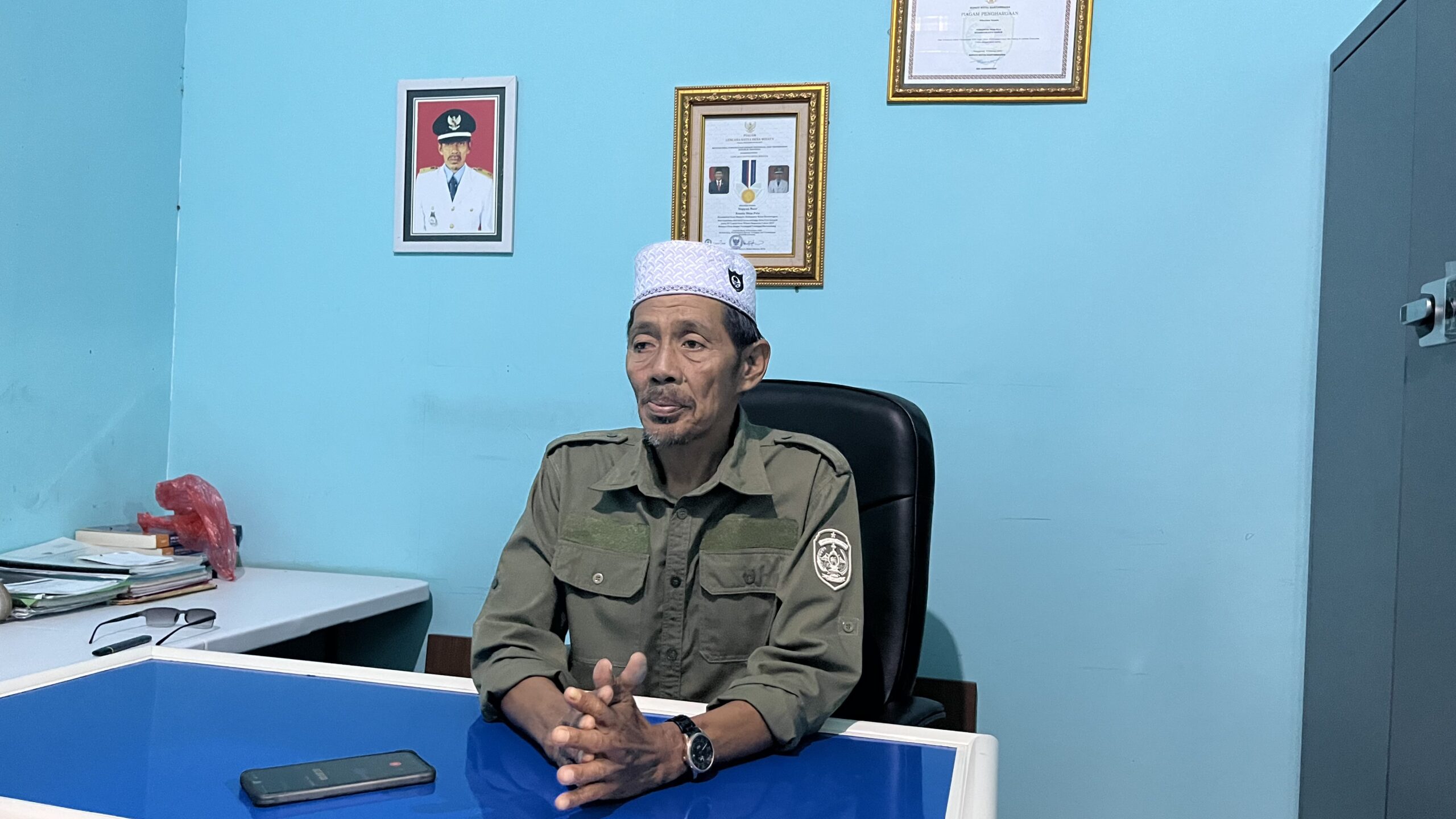 Kepala Desa Pela Sopyan Noor (foto: Rahma/Sirana.id)