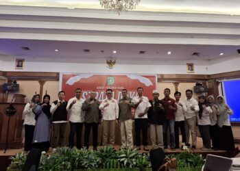 (Kegiatan rapat evaluasi Strata Daya/Istimewa)