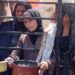Perempuan dan anak sedang menunggu makanan di sebuah dapur pengungsian di barat Kota Gaza. (credit: UN News)